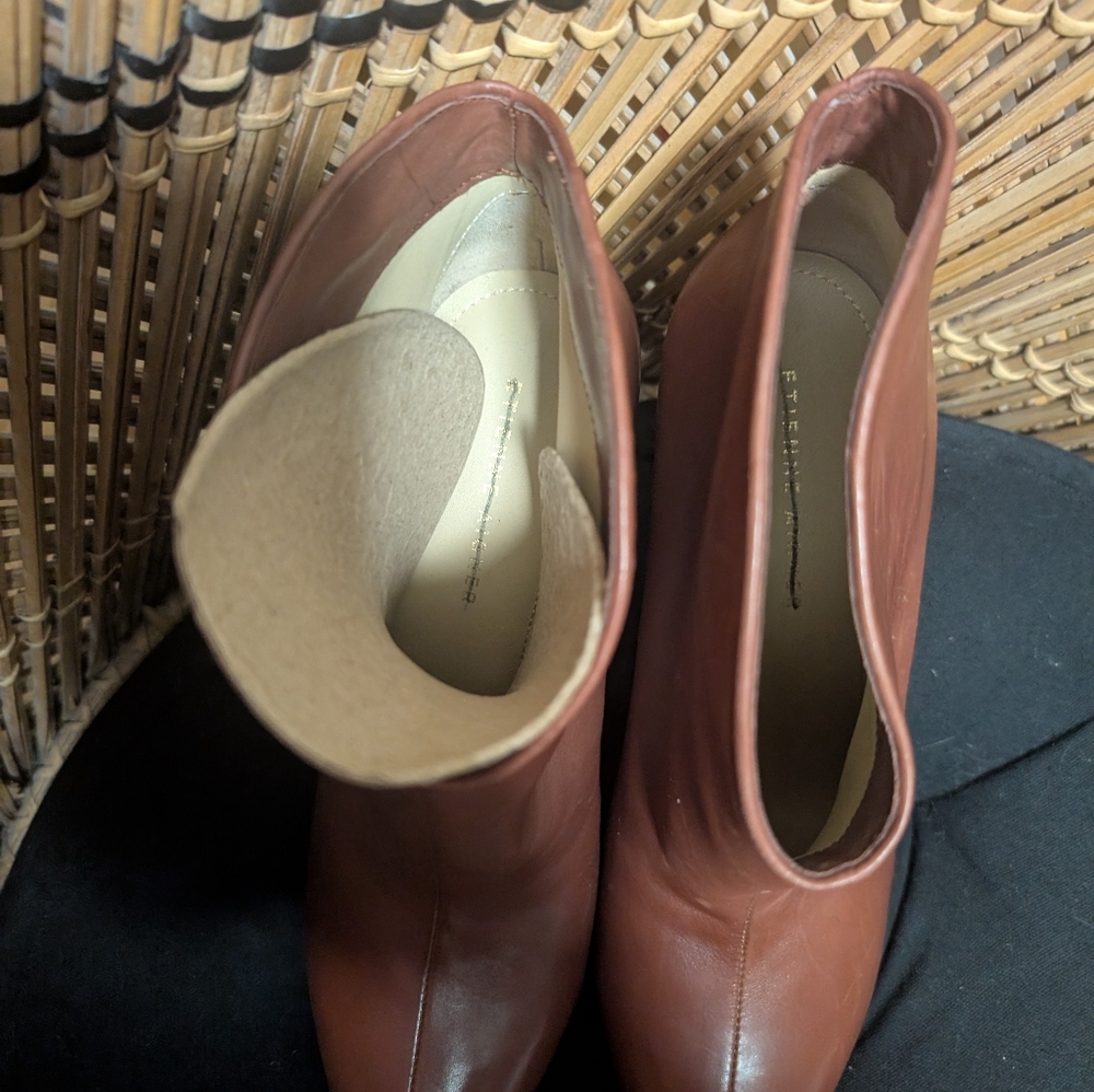 Etienne Aigner Seville Bootie Brown - Picture 8 of 15